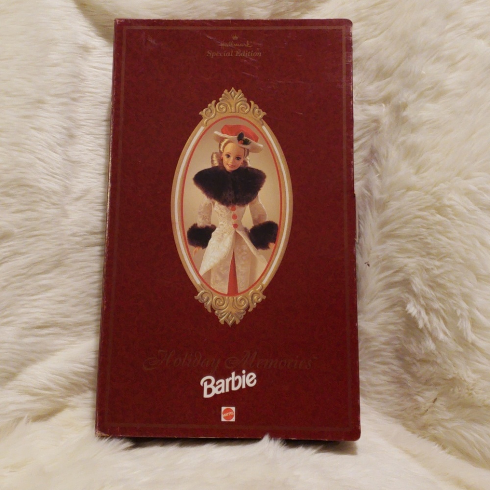 Holiday Memories Barbie 1995